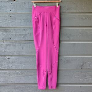Lululemon Rain Repellent High-Rise Running Tight 28" Wild Berry Size 6